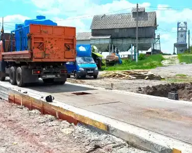 Большие автомобильные весы для малого аграрного пр...
