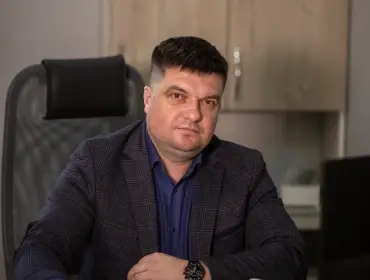Вячеслав Георгиевич - Руководитель отдела продаж