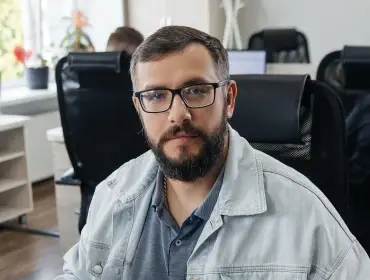Александр - Менеджер по продажам