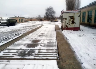Гурова